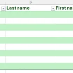 Bảng Excel có cột Họ tên đầy đủ và hai cột trống để tách Họ và Tên
