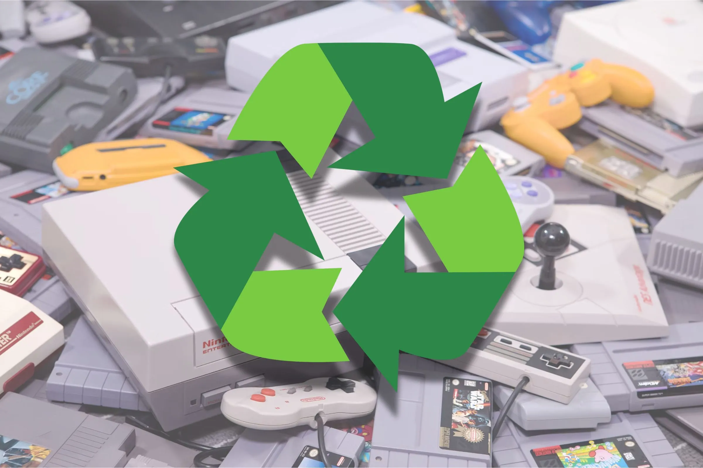 Biểu tượng tái chế đặt trước nhiều máy chơi game Nintendo cũ, thể hiện tầm quan trọng của tái chế trong vòng đời thiết bị điện tử nhưng không phải là yếu tố duy nhất để đánh giá tính bền vững