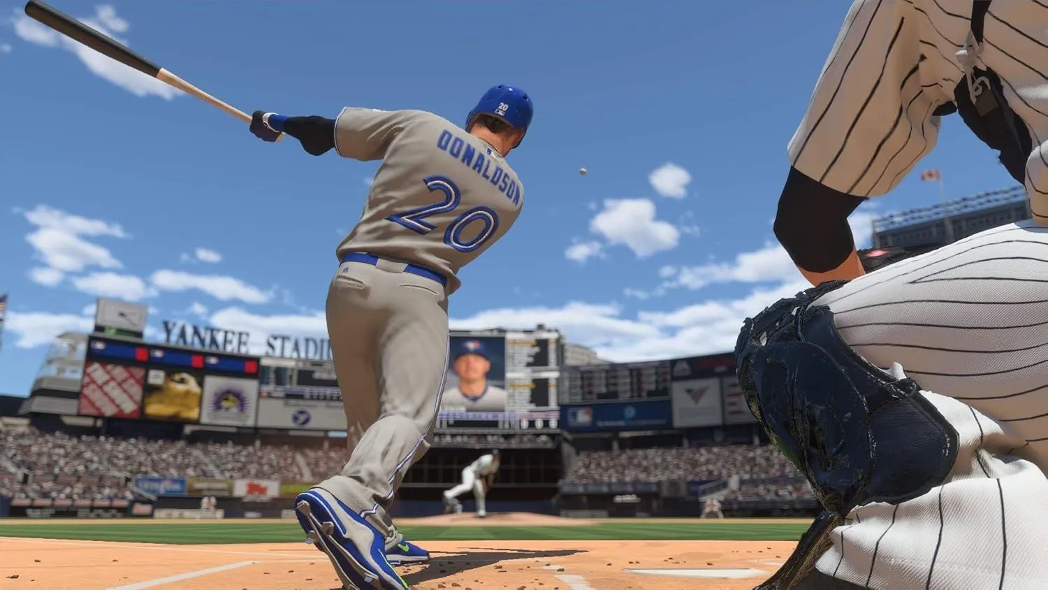 Cầu thủ Josh Donaldson đang đánh bóng trong game MLB The Show, minh họa tính năng tùy chỉnh nhạc nền 'Sounds of the Show'.