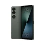 Điện thoại Sony Xperia 1 VII màu đen với thiết kế thanh mảnh, hiển thị rõ cụm camera sau và màn hình dài, nhấn mạnh khả năng quay chụp và giải trí.