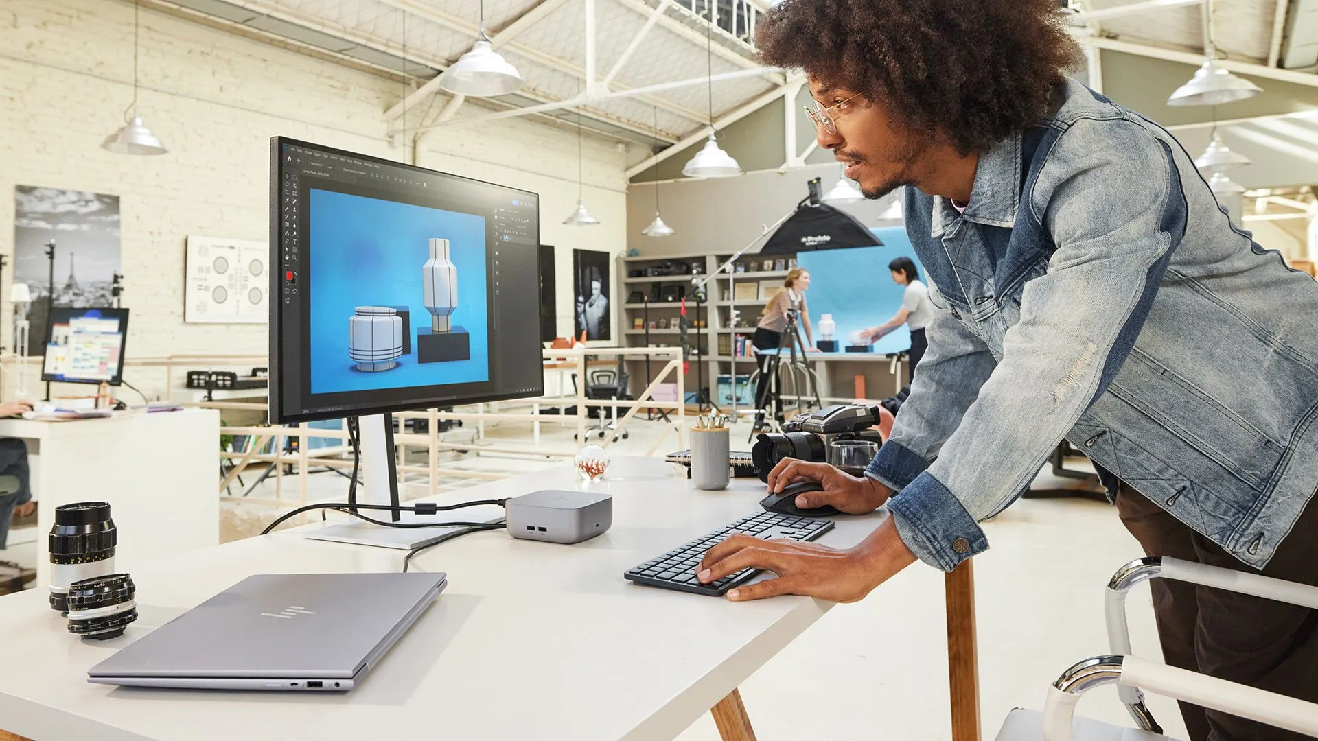 Dock HP Thunderbolt 4 Ultra 180W G6, giải pháp kết nối đa năng biến laptop thành trạm làm việc đầy đủ.