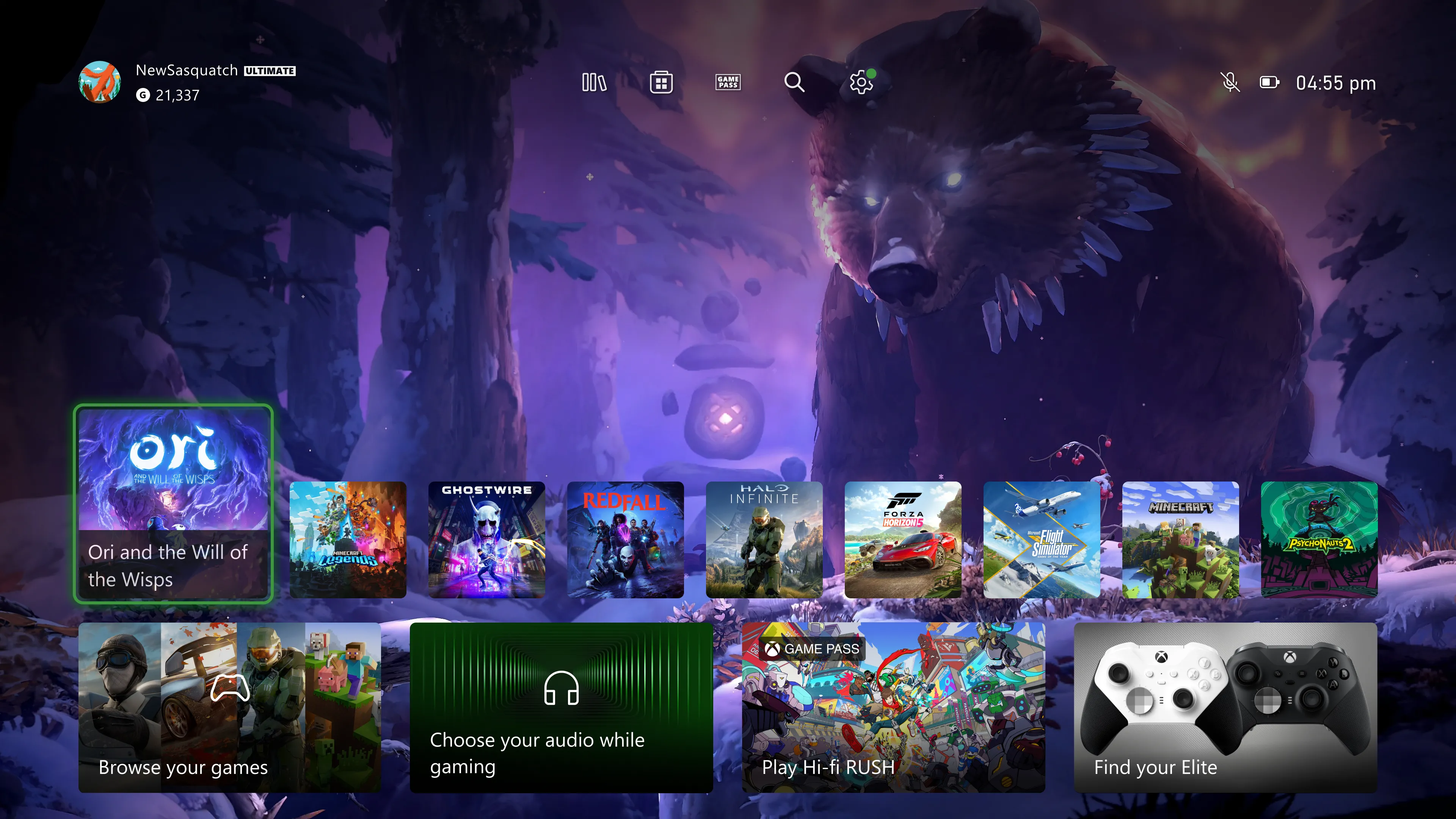 Giao diện chính của Xbox hiển thị menu truy cập nhanh ở phía trên, tối ưu cho trải nghiệm tay cầm