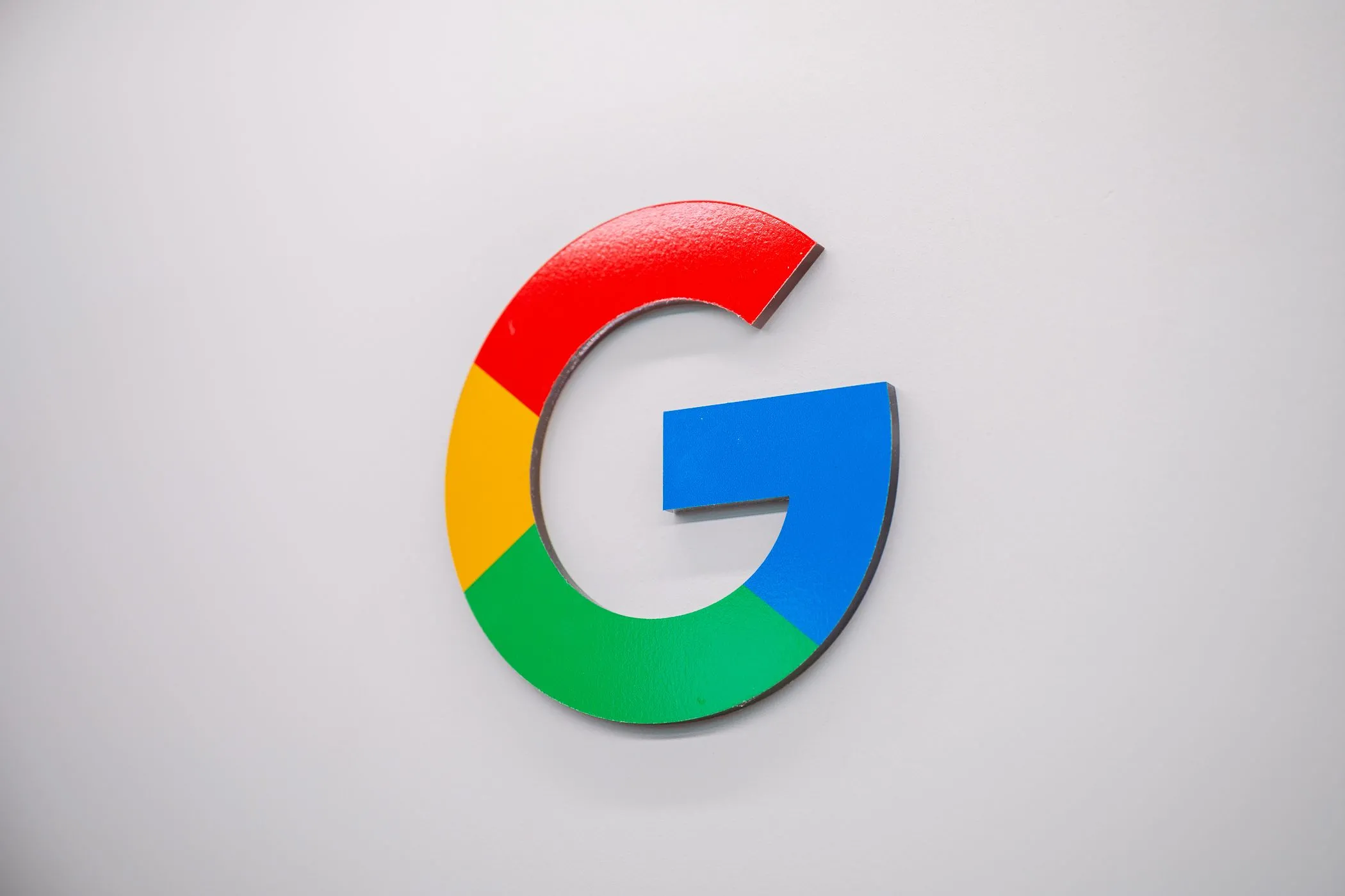 Giao diện Google AI với biểu tượng Gemini, thể hiện dịch vụ AI cao cấp của Google.
