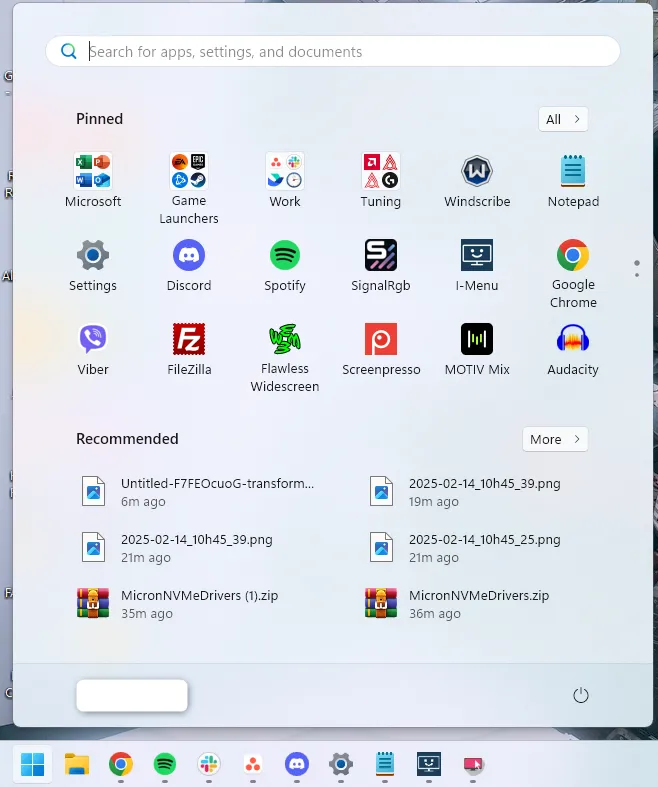 Giao diện Start Menu trên Windows 11 với nhiều ứng dụng được sắp xếp gọn gàng, thể hiện sự cải tiến về trải nghiệm người dùng.
