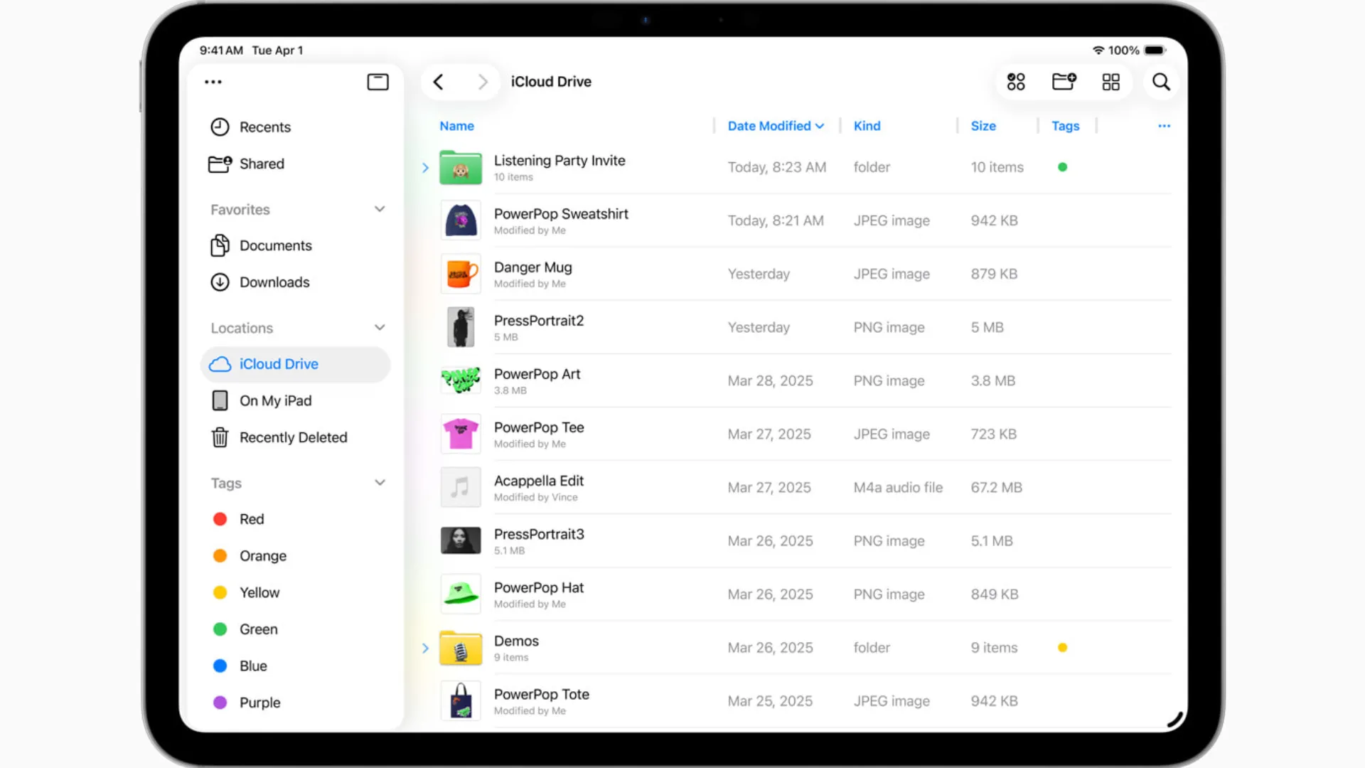 Giao diện ứng dụng Files mới và được cải tiến trên iPadOS 26, hiển thị tùy chọn tùy chỉnh thư mục