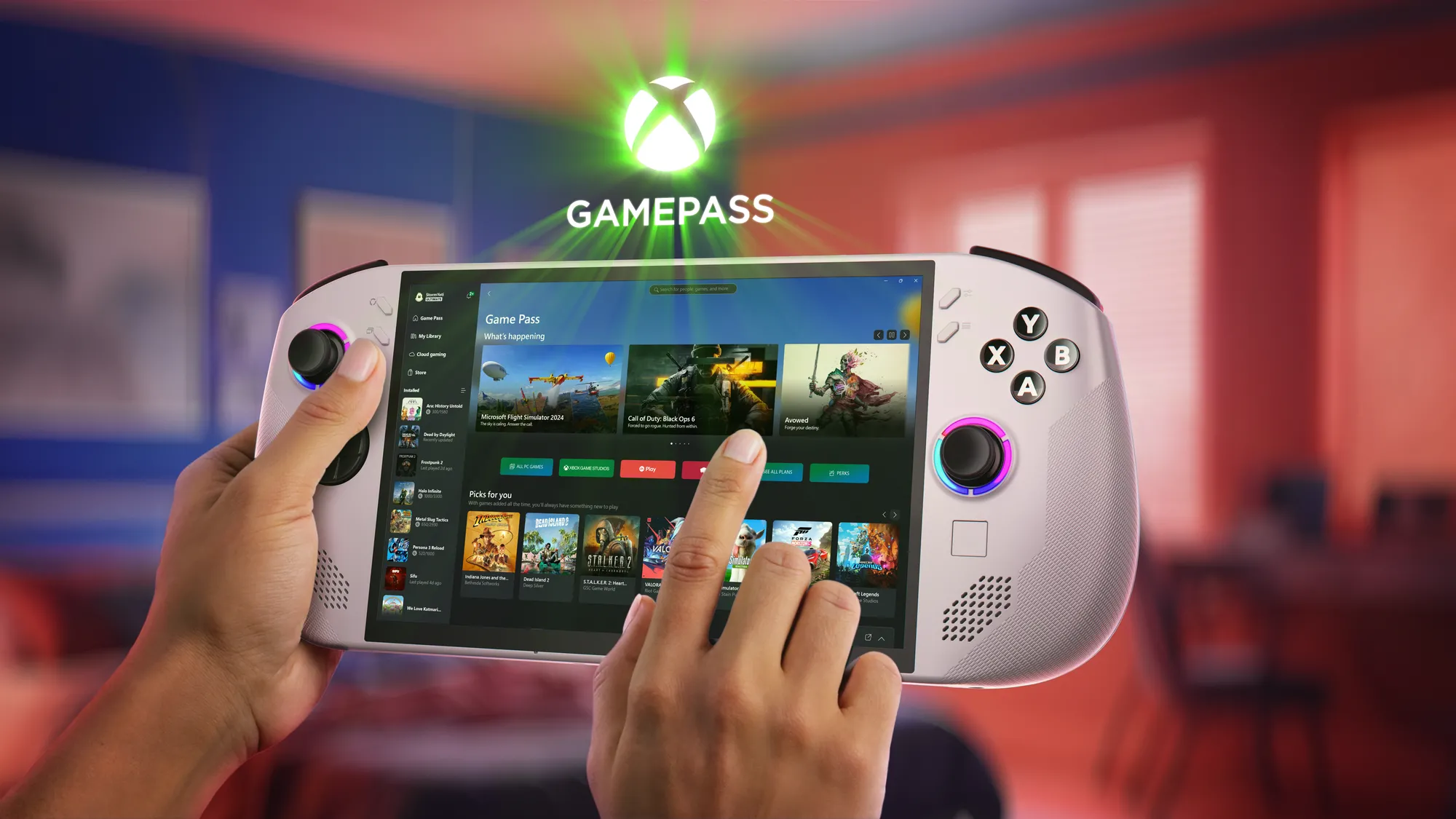 Lenovo Legion Go S màu trắng tuyết hiển thị dịch vụ Xbox Game Pass, cho thấy khả năng tương thích của handheld Windows