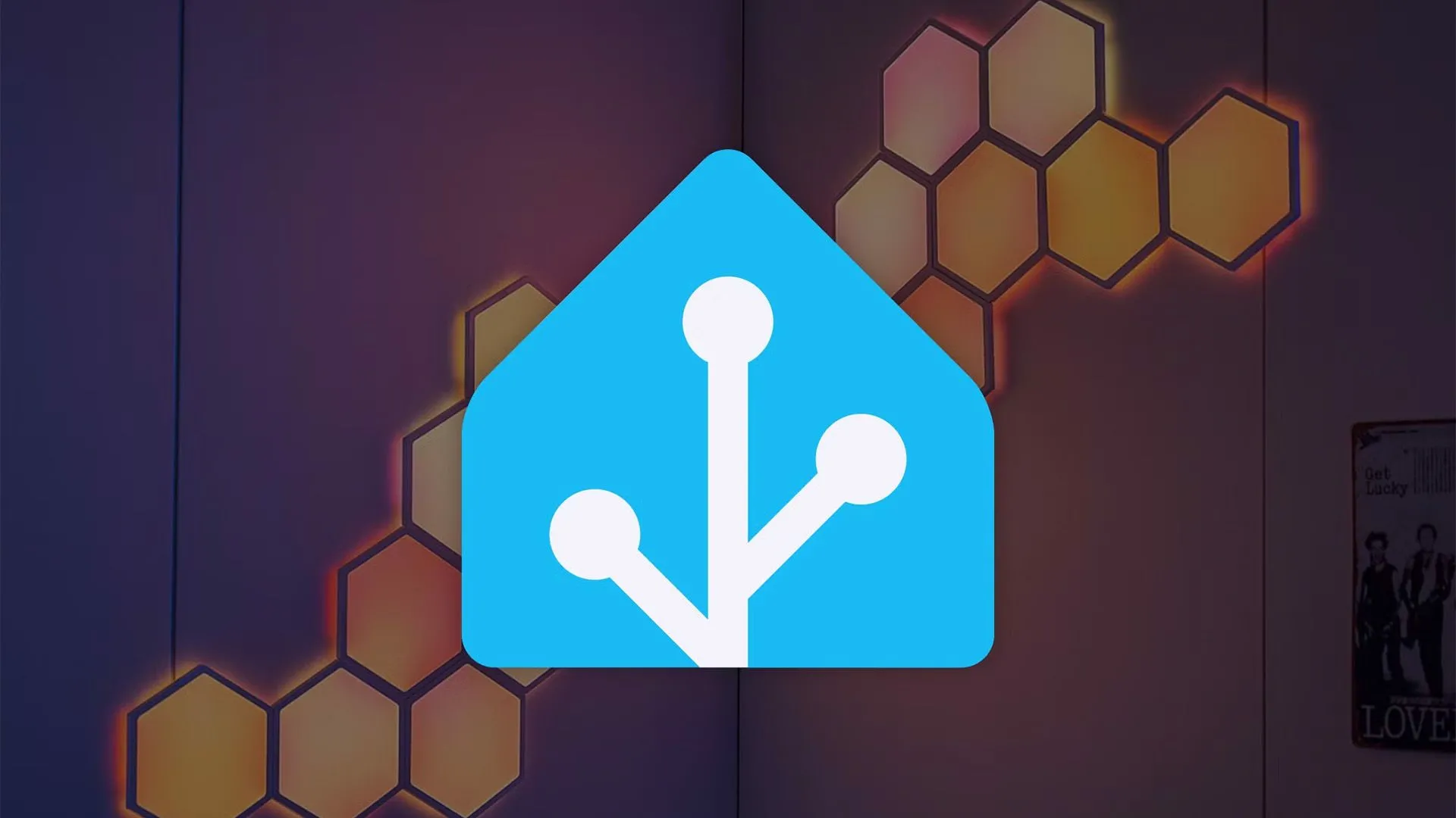 Logo Home Assistant trên nền là hệ thống đèn LED thông minh trong nhà.