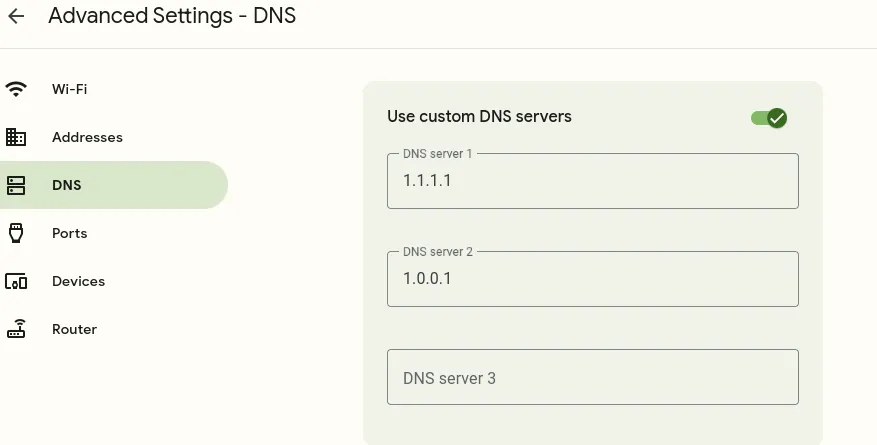 Màn hình cài đặt router Google Fiber hiển thị tùy chọn thay đổi DNS server, cho phép người dùng cấu hình DNS thủ công.