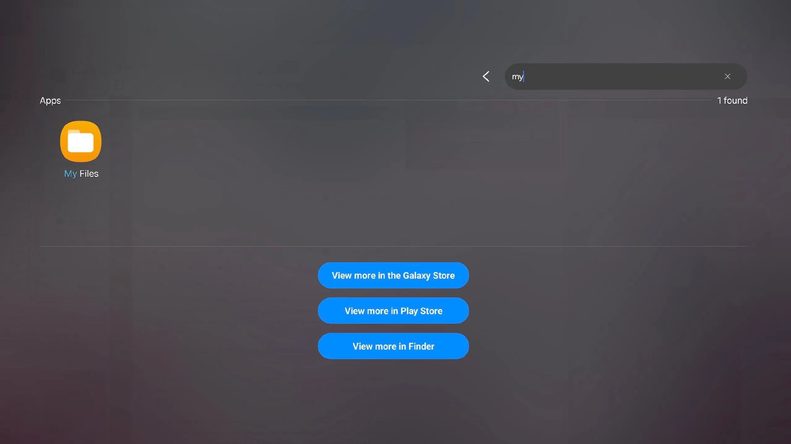 Màn hình Samsung DeX hiển thị cửa sổ tìm kiếm ứng dụng, minh họa cách mở ứng dụng nhanh chóng bằng phím tắt thay vì biểu tượng.