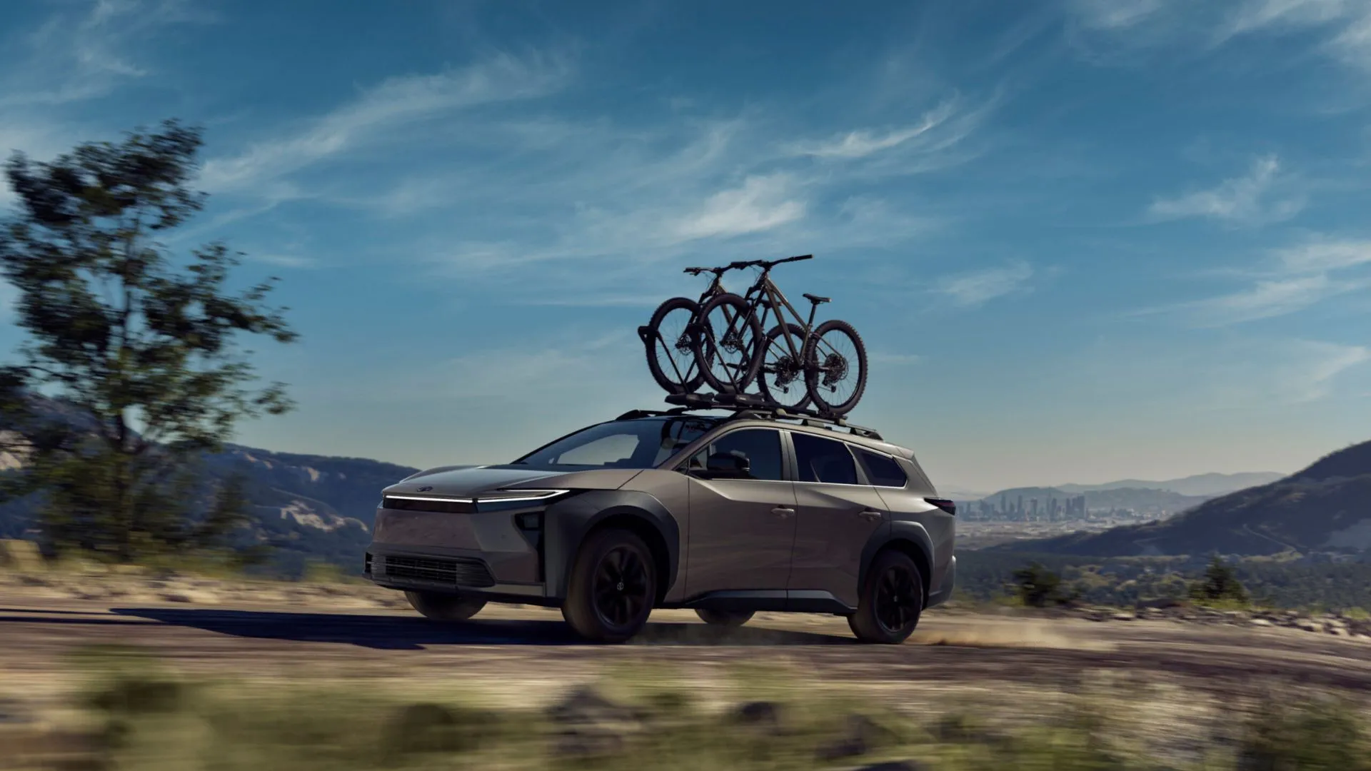 Mẫu xe Toyota bZ Woodland concept 2026, minh họa cho chiến lược mở rộng dòng xe điện của Toyota.