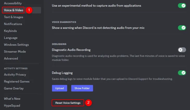 Nút 'Reset Voice Settings' (Đặt lại Cài đặt Giọng nói) trong phần Cài đặt Người dùng của Discord trên máy tính, giúp khôi phục thiết lập âm thanh mặc định.
