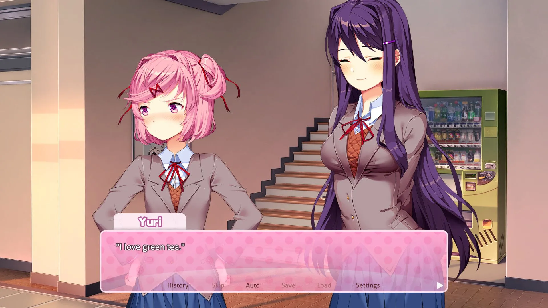 Screenshot Doki Doki Literature Club hiển thị một phân cảnh game với nhân vật và văn bản