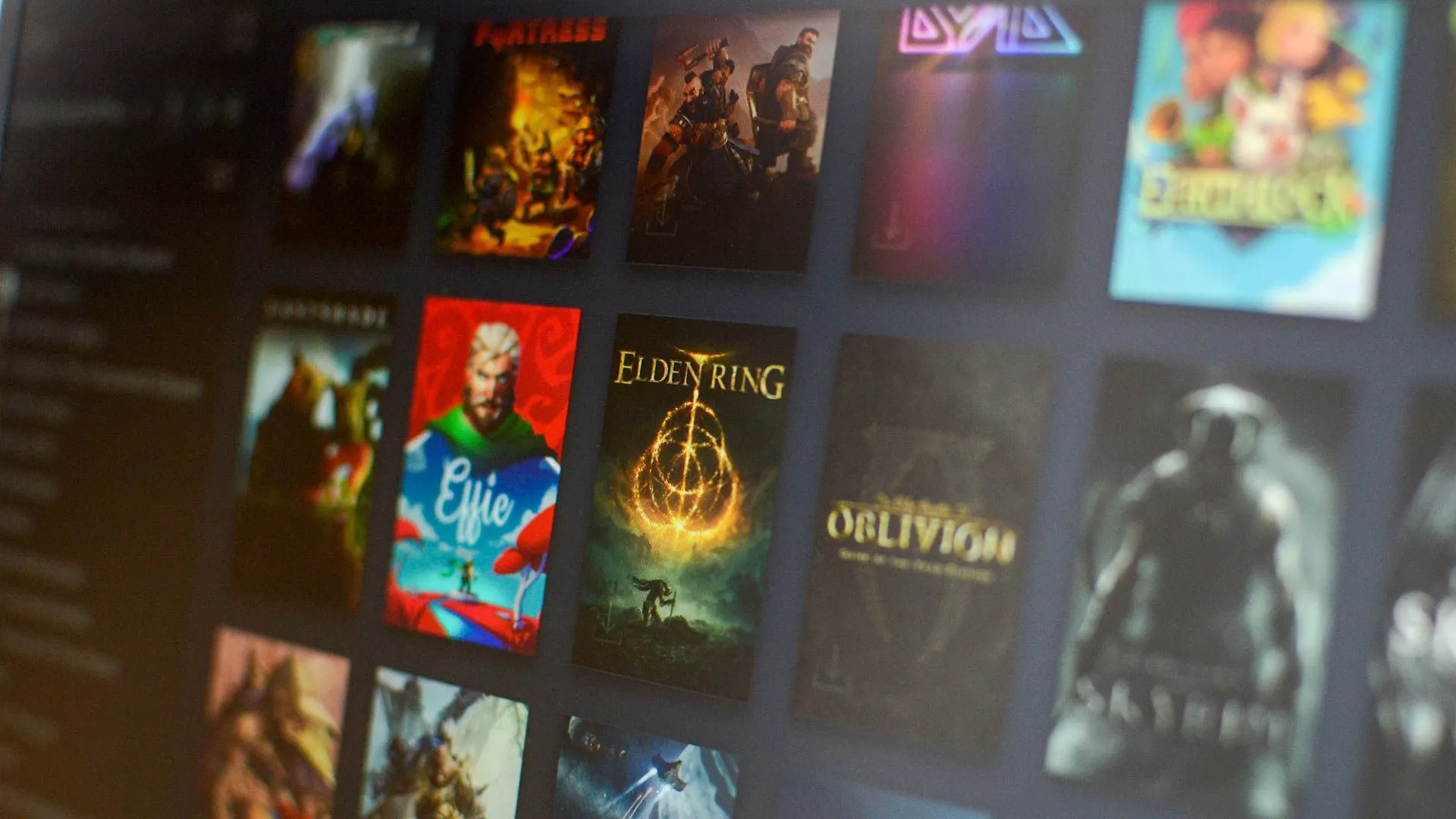 Thư viện trò chơi Steam với nhiều tựa game khác nhau, minh họa cho kho game phong phú trên nền tảng này.