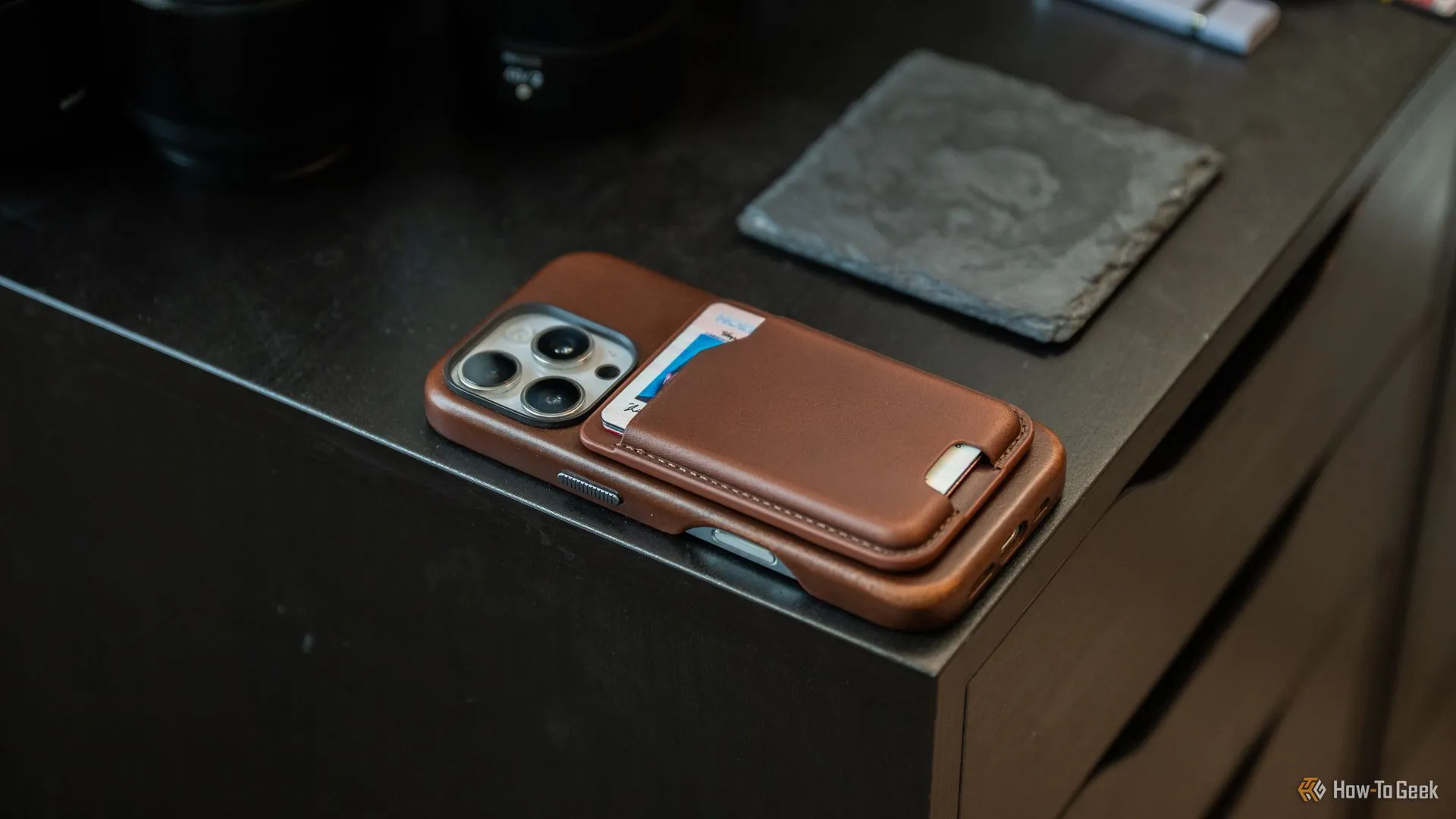 Tính năng Flip to Shhh: điện thoại Android úp mặt xuống bàn để kích hoạt chế độ Không làm phiền
