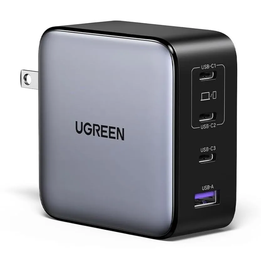 UGREEN Nexode 200W với thiết kế nhỏ gọn và bốn cổng sạc đa năng