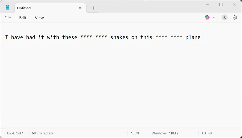 Văn bản bị kiểm duyệt với các dấu sao trong Ghi chú (Notepad) trên Windows 11 khi sử dụng tính năng Gõ giọng nói.